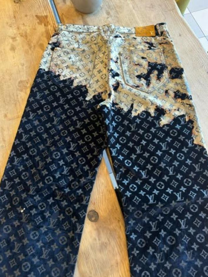 Louis Vuitton Monogram Denim Pants sz 36
